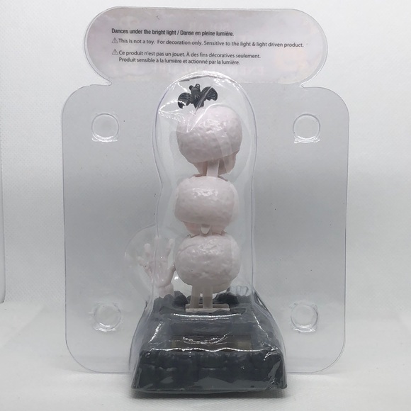 💀 🎃 Solar Scull Heads Halloween 💀 NWT Halloween Decor 🎃💀 4” - Picture 3 of 3